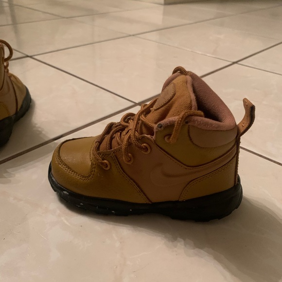 Nike Manona Toddler Boots - Picture 7 of 7